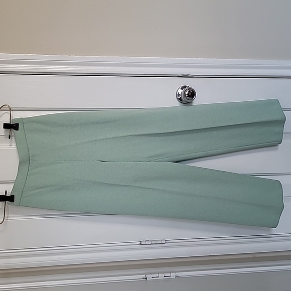 St. John Collection Light Green Knit   Pants Sz 4 - Picture 4 of 5